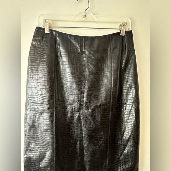 Linda Allard Ellen Tracy 100% Leather Pencil Skirt Size 8 NWT - Picture 6 of 11